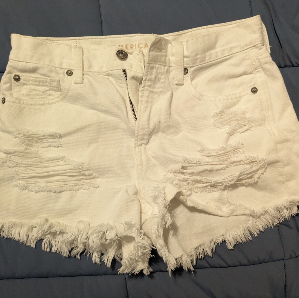 American eagle shorts size 4